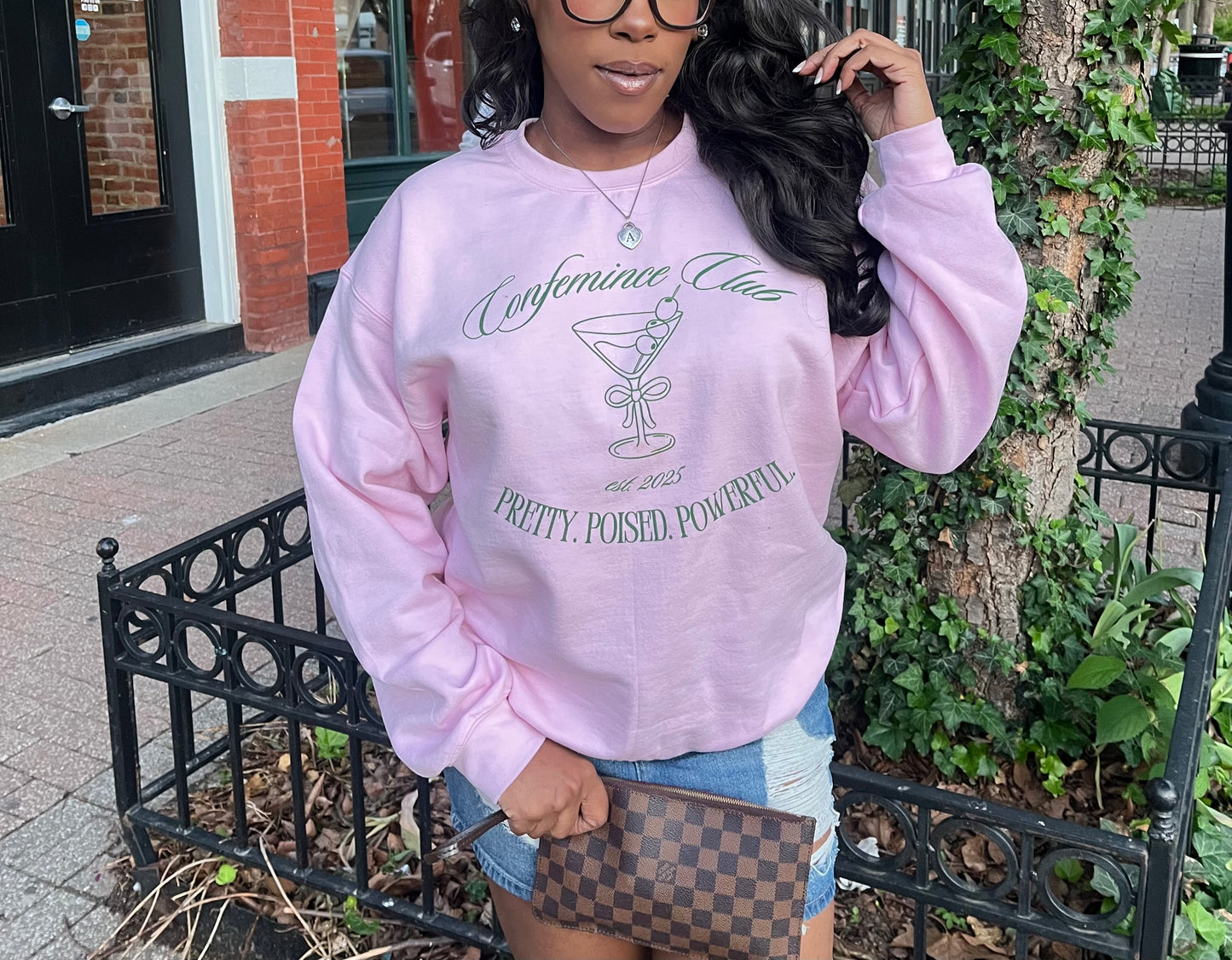 Elevate your everyday look with CONFEMINCE crewnecks—soft, stylish, and made for the high-value woman who wants comfort, confidence, and luxury vibes. This CONFEMINCE crewneck blends comfort and confidence—perfect for the feminine, high-value woman who turns heads and sets standards wherever she goes.